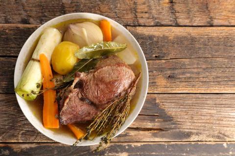 Pot-au-feu de canard et son pesto aux noix